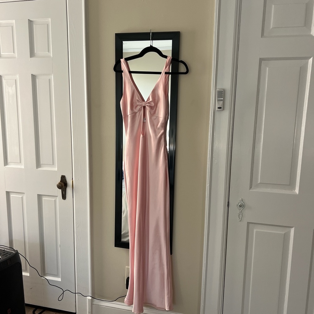 Elegant Pink Maxi Dress